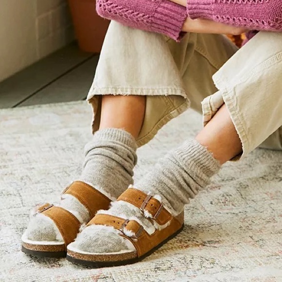 Birkenstock | Shoes | New Arizona Shearling Birkenstock Sandals In Mink Size  38 Eu 775 Us | Poshmark
